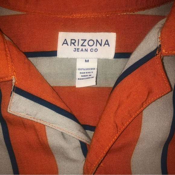 Arizona Jeans Co. Men’s Short Sleeve Button Down Size M - Picture 3 of 5
